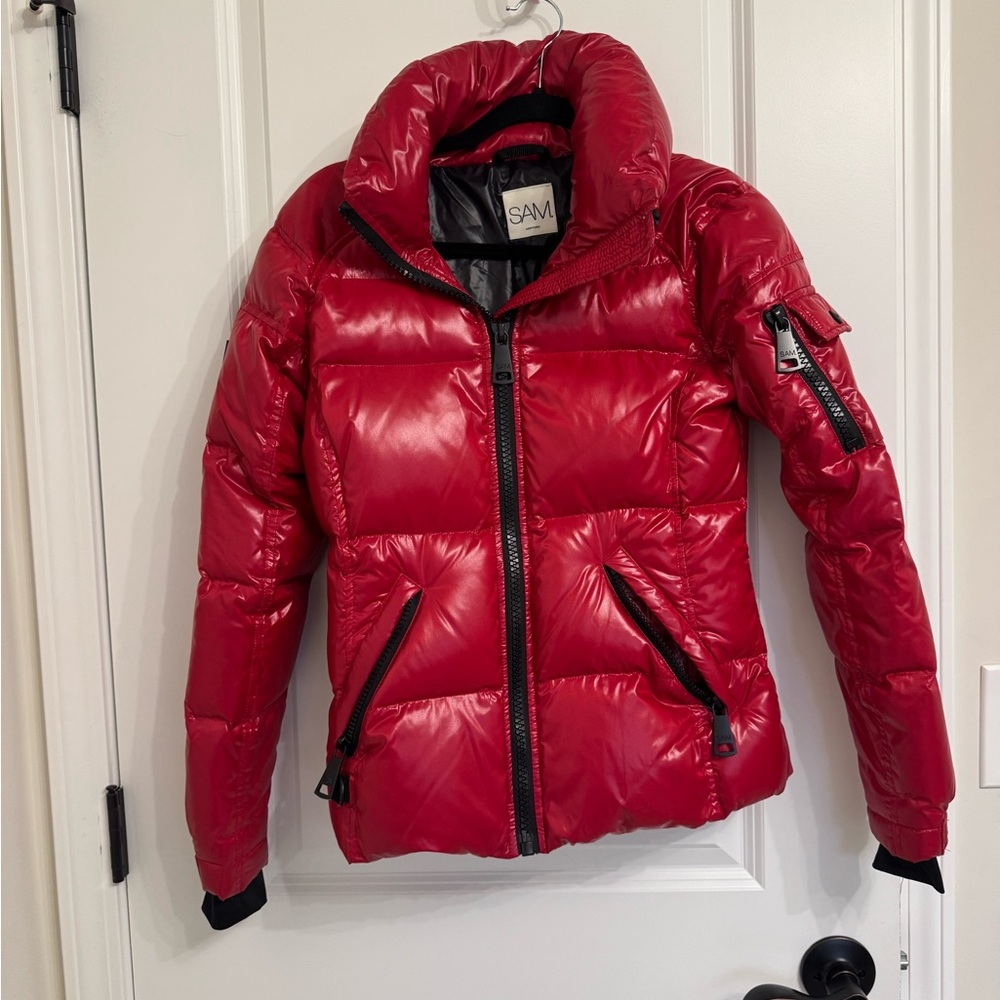 Women’s SAM red puffer jacket. Size XS. In excellent condition